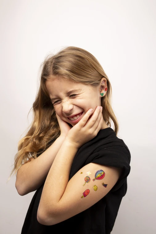 pol_pl_TATUAZE-DLA-DZIECI-50-SZTUK-KAWAII-285_5.jpg