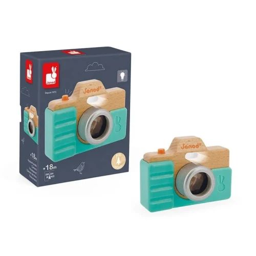 janod-drewniany-aparat-fotograficzny-z-dzwiekiem-i-lampa-blyskowa-7143603 (1).webp