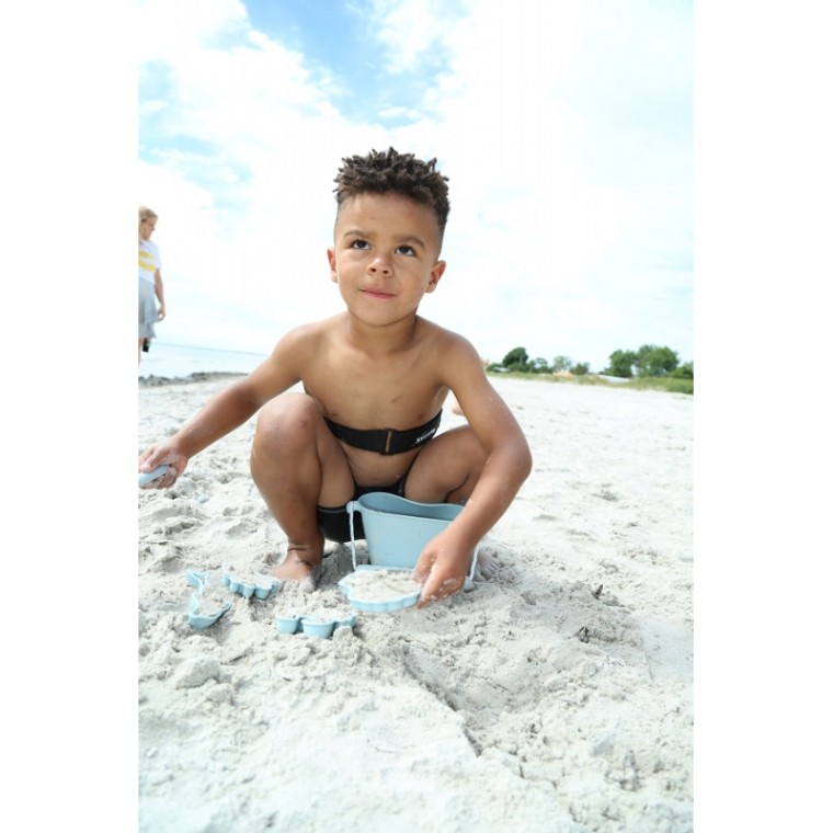 skladane-wiaderko-do-wody-i-piasku-scrunch-bucket-blekitny-11