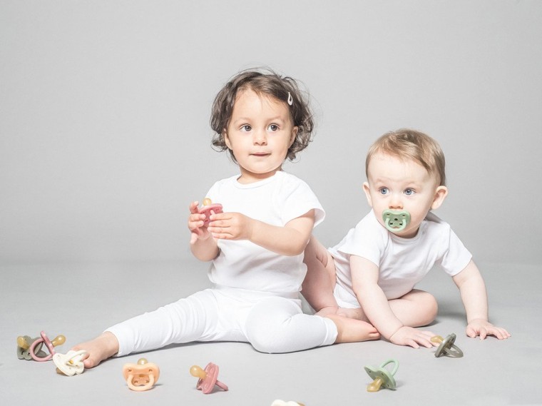 pol_pl_Anatomiczny-smoczek-kauczukowy-0-3-msc-Twilight-Blue-HEVEA-15447_6